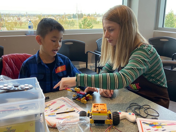 Robotics half day camp- Construction (Dec 20-23) (2021-12-20 - 2021-12-23)